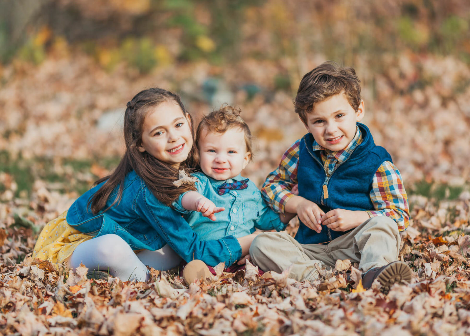 Tips for fun family photos with toddlers and young children - Isabel Sweet